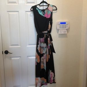 Floral pattern dress